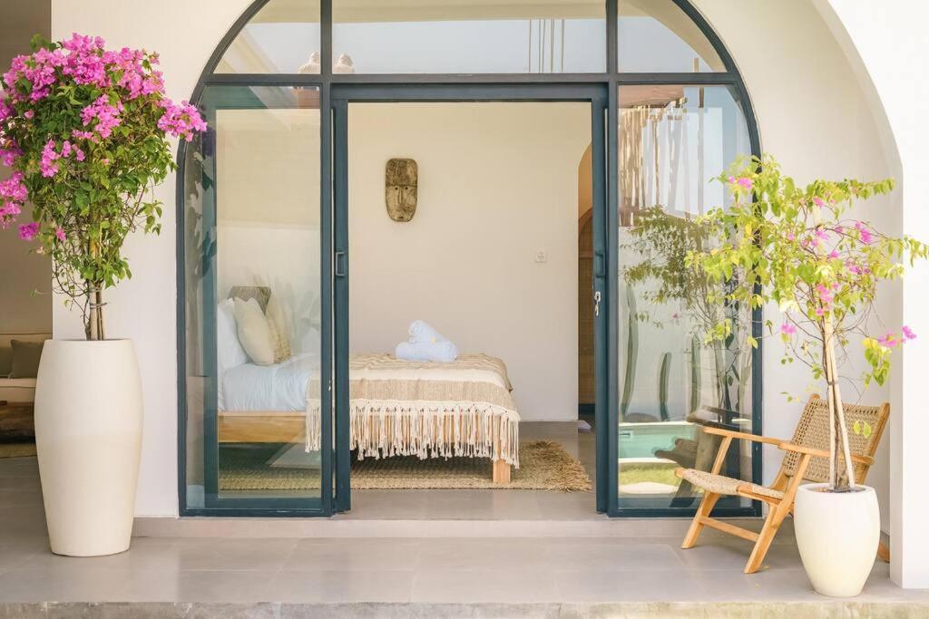 Elia : 3 Min From - Tropical Vibes Villa *