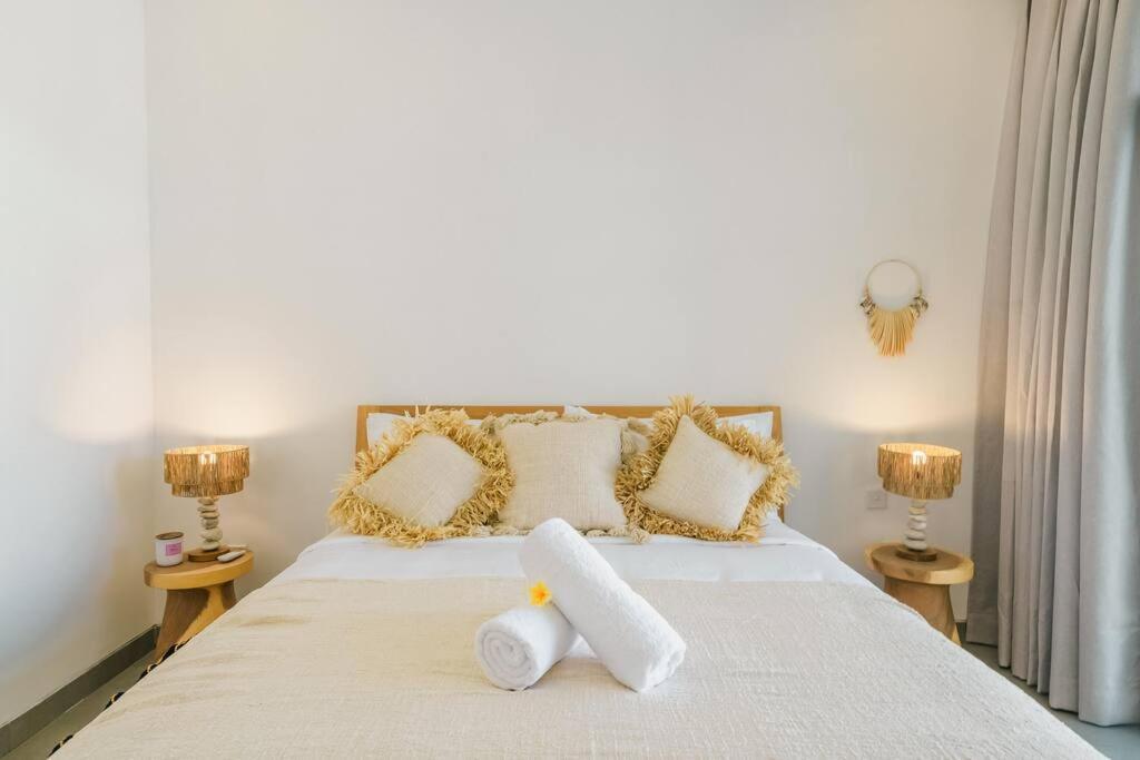 Villa Elia : 3 Min From - Tropical Vibes