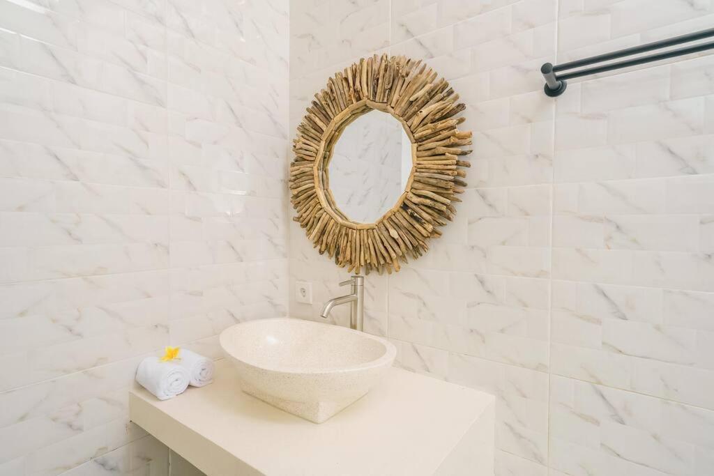 Elia : 3 Min From - Tropical Vibes Canggu