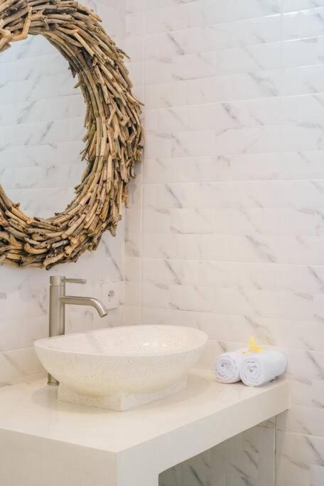Villa Elia : 3 Min From - Tropical Vibes Canggu