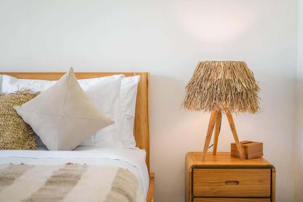 Villa Elia : 3 Min From - Tropical Vibes *